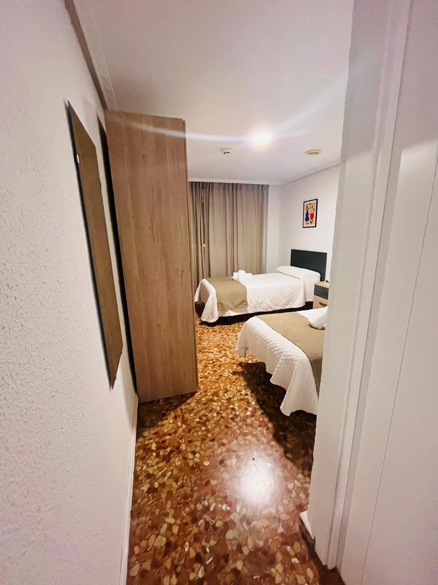 Pension Ana Belen Granada Buitenkant foto